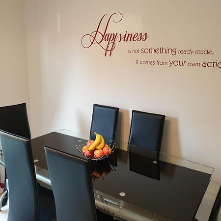 M&B Haven - Sittingbourne Apartment Екстериор снимка