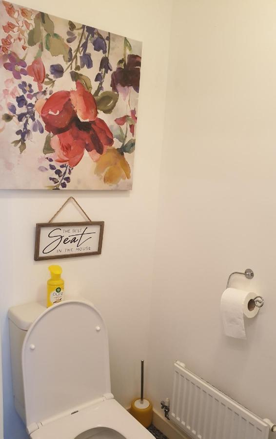 M&B Haven - Sittingbourne Apartment Екстериор снимка