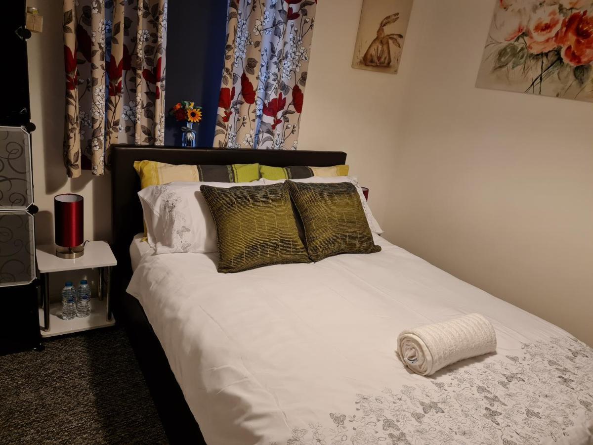 M&B Haven - Sittingbourne Apartment Екстериор снимка