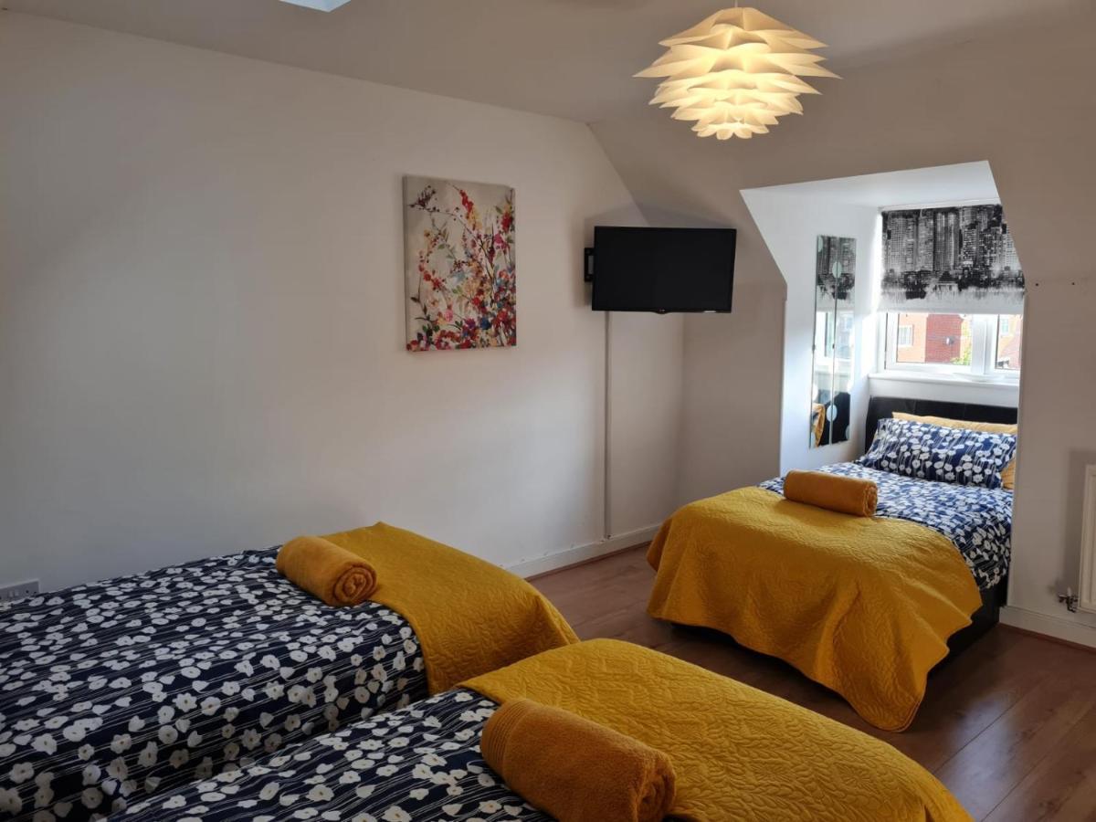 M&B Haven - Sittingbourne Apartment Екстериор снимка