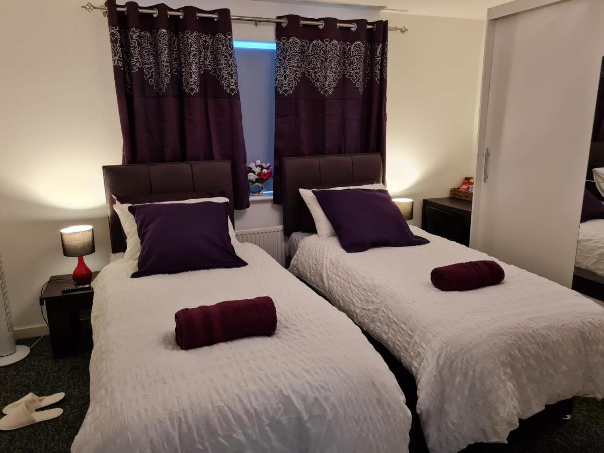 M&B Haven - Sittingbourne Apartment Екстериор снимка