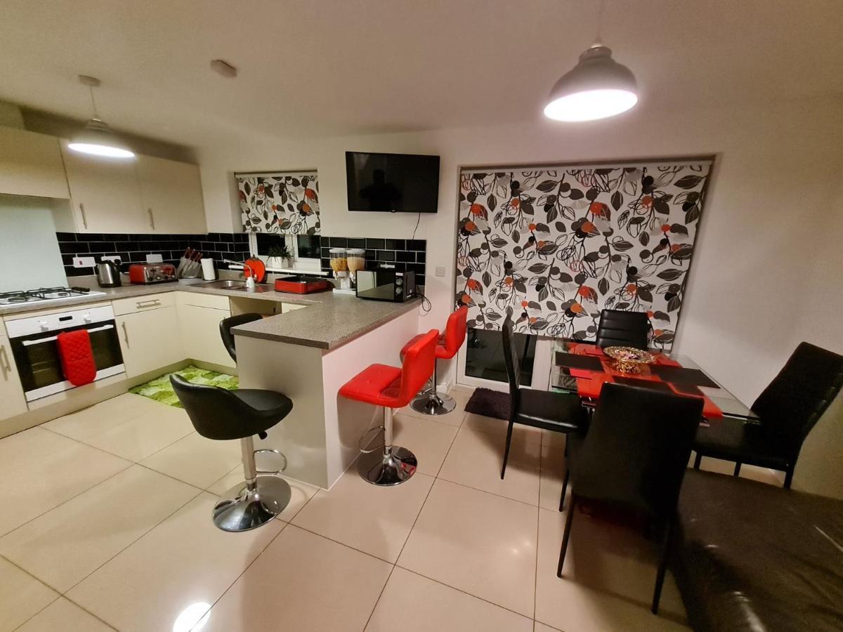 M&B Haven - Sittingbourne Apartment Екстериор снимка