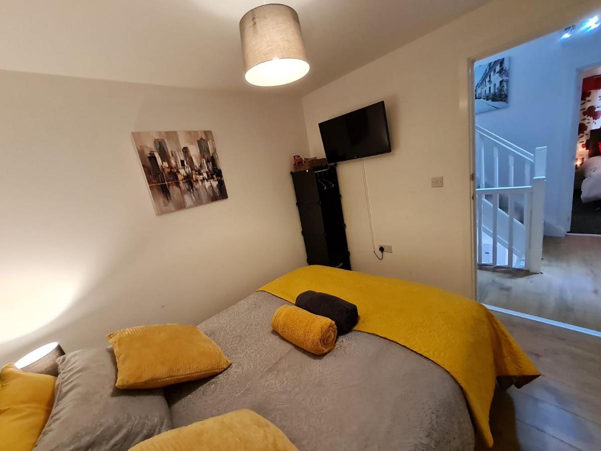 M&B Haven - Sittingbourne Apartment Екстериор снимка