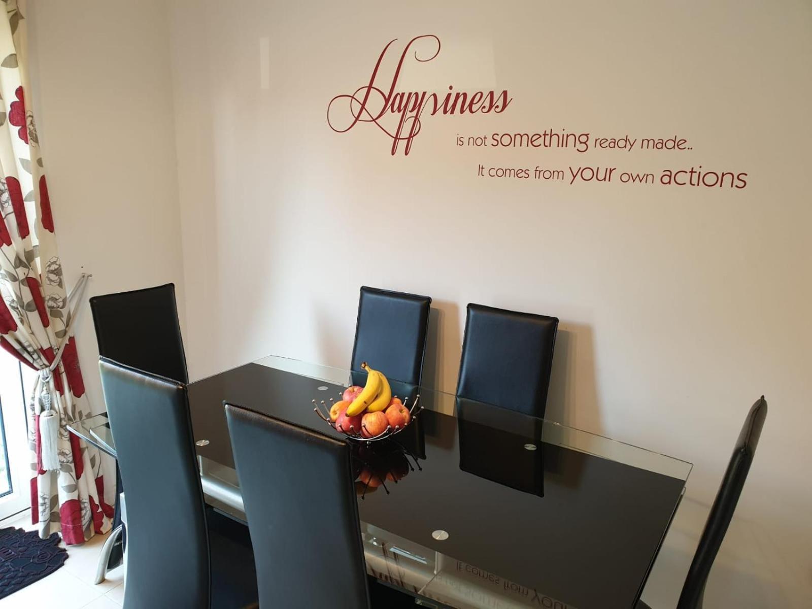 M&B Haven - Sittingbourne Apartment Екстериор снимка